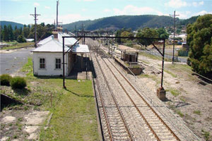 Eskbank Station